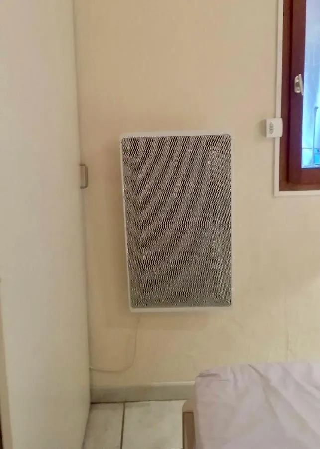 Apartment Cavalaire Sea View Cottage: Equipped for 4 with Pool, A/C, Wi-Fi & Bikes
