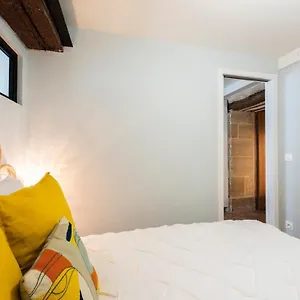 Charming - Marais Quarter - 6p - 2bdr - Center Of , Paris Frankreich