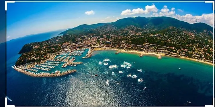 Cavalaire Sea View Cottage: Equipped for 4 with Pool, A/C, Wi-Fi & Bikes Cavalaire-sur-Mer