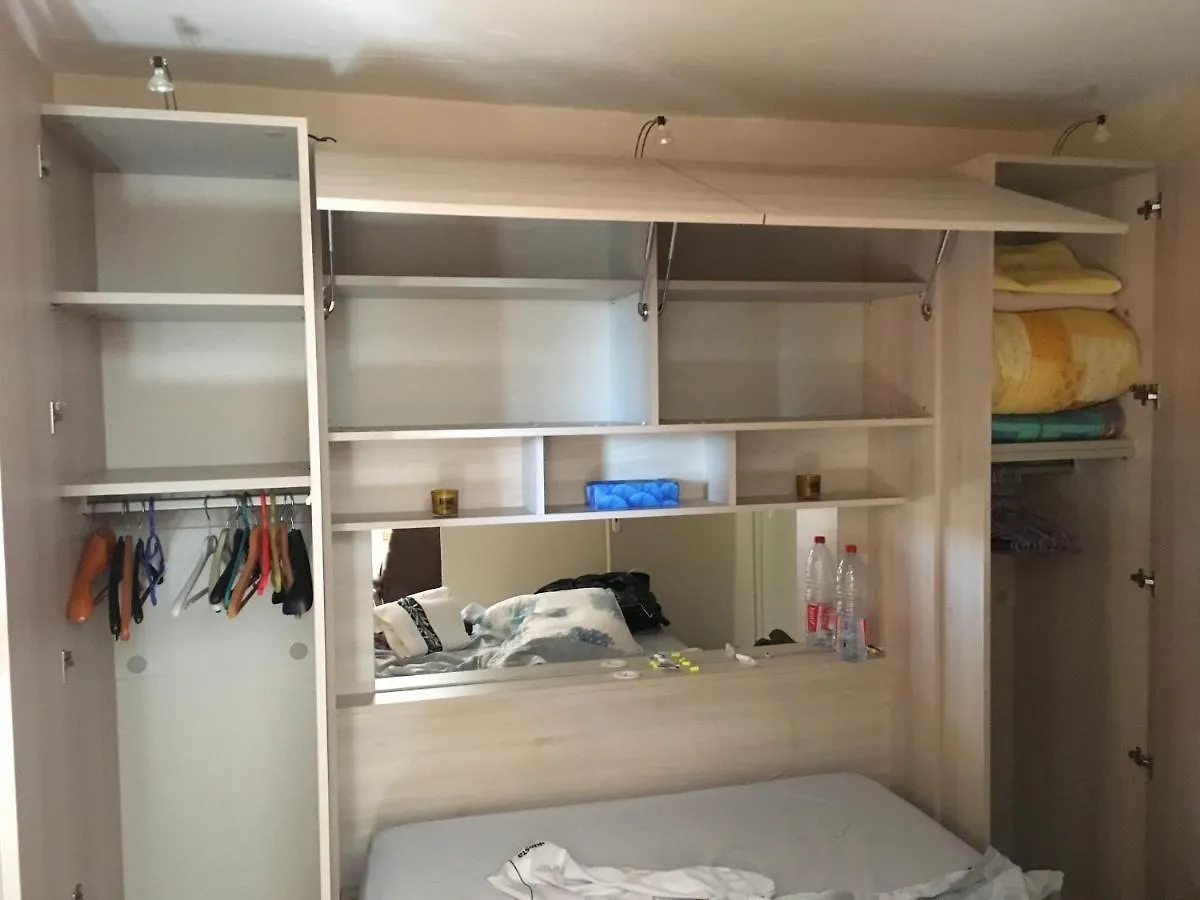 Cavalaire Sea View Cottage: Equipped for 4 with Pool, A/C, Wi-Fi & Bikes